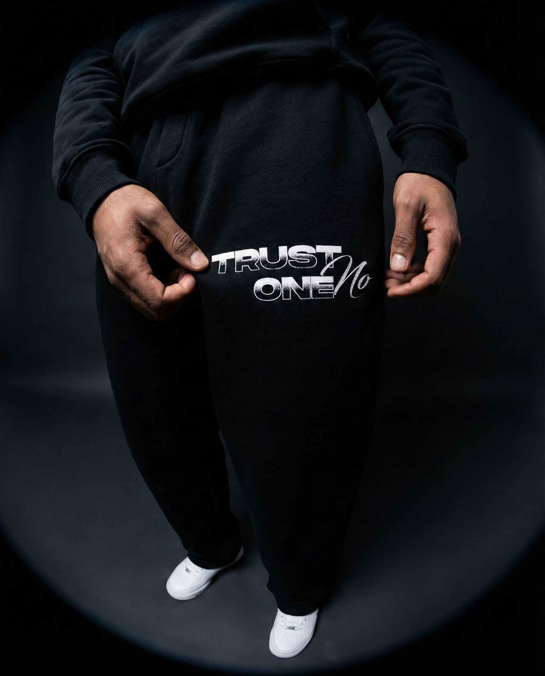 DON'T TRUST Oversized Sweatpants (unisex)