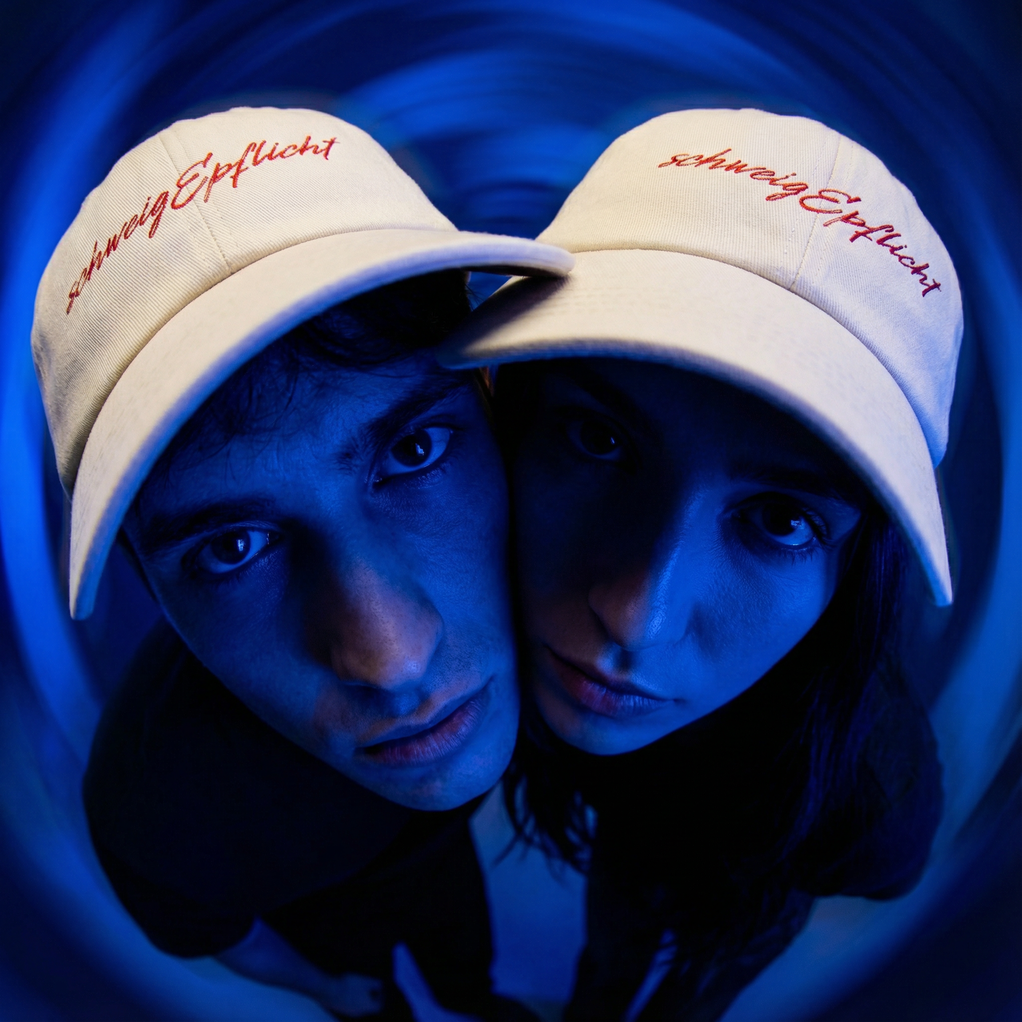 SCHWEIGEPFLICHT Dad Cap