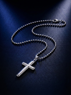 SKULPTURALES KREUZ. HEAVY BALL CHAIN.